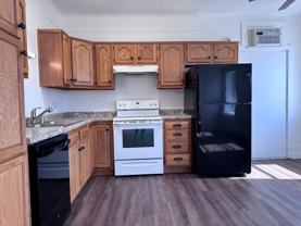 135 1/2 E State St Uppr #A - Photo 1 of 1