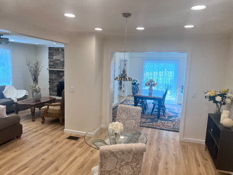 1303 Chipperfield Dr - Photo 3 of 22