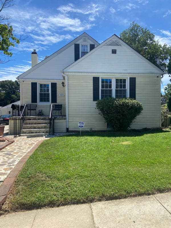 6211 Birchwood Ave #1stFL - Photo 2 of 16