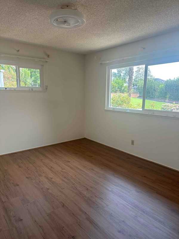 11650 Calvin St - Photo 3 of 6