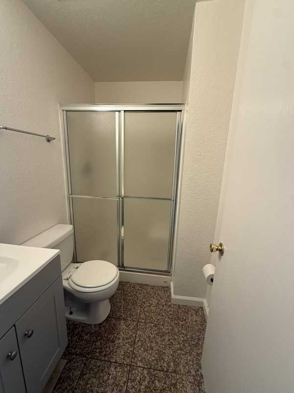 103 E Lewelling Blvd #11UPSTAIRS - Photo 5 of 13