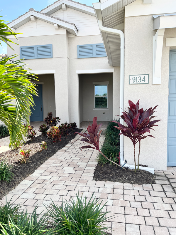 9134 Cayman Dr - Photo 3 of 41