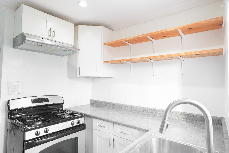 1408 W 55th St #1-2 - Photo 3 of 13