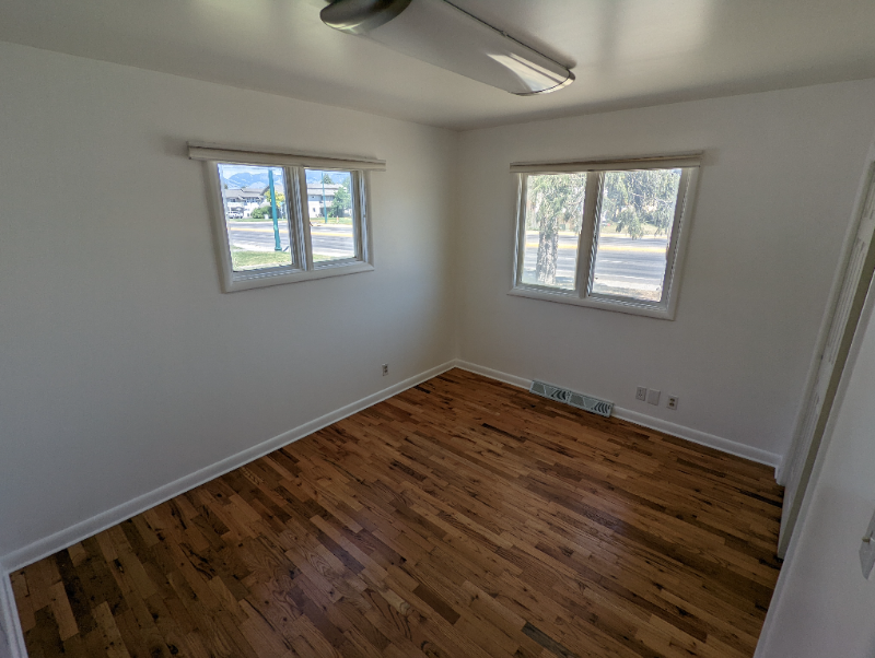 209 S 19th Ave #1 - Photo 4 of 10