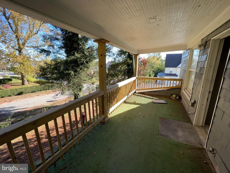 3701 W Forest Park Ave #9 - Photo 3 of 14