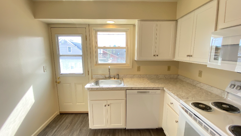 3724 Carman Rd #4 - Photo 4 of 25