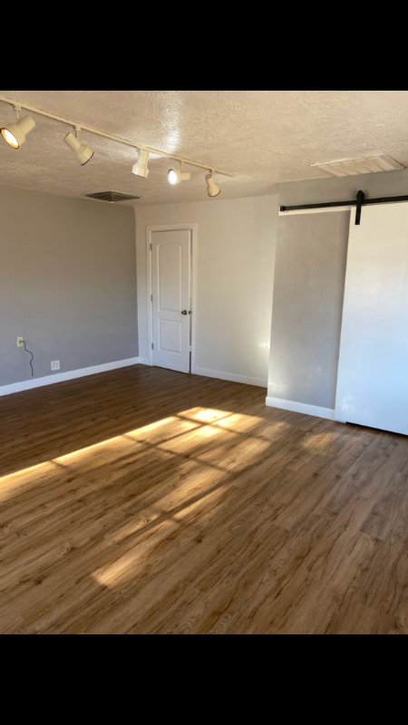 4620 Emory Rd - Photo 7 of 7