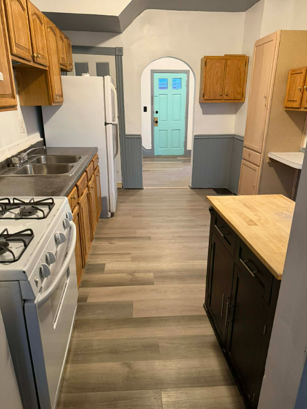 101 2nd Ave - Photo 3 of 12