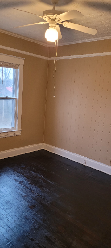 350 Margrave Dr - Photo 5 of 18