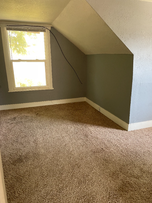 425 Damon St - Photo 5 of 5