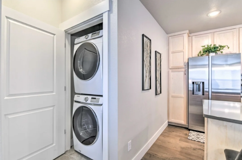 4622 Hahns Peak Dr #208 - Photo 4 of 24