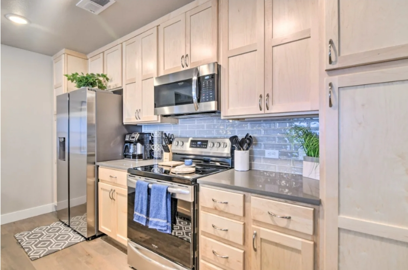 4622 Hahns Peak Dr #208 - Photo 6 of 24