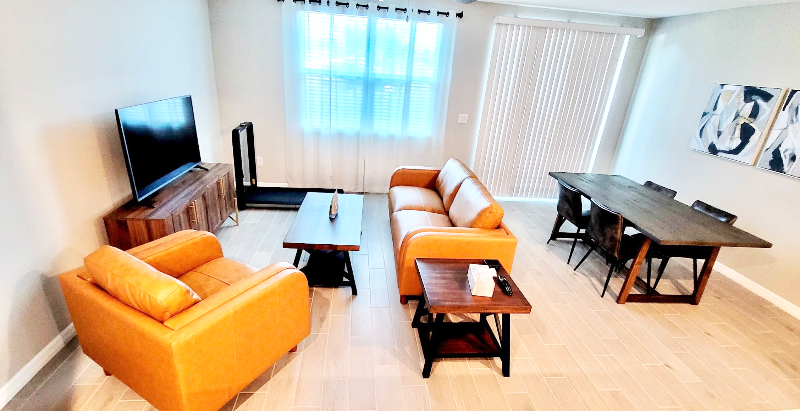 5820 Ocean Isle Dr - Photo 4 of 33