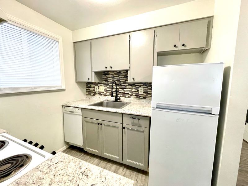 2134 E Cataldo Ave - Photo 3 of 12