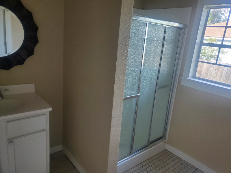 408 N Texas St - Photo 4 of 5