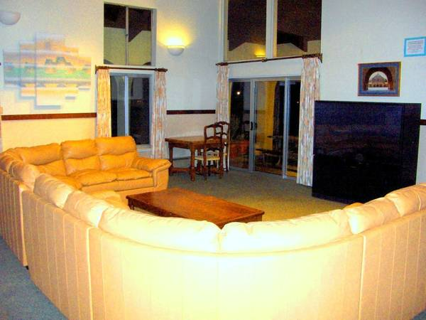 1730 Halford Ave - Photo 7 of 25