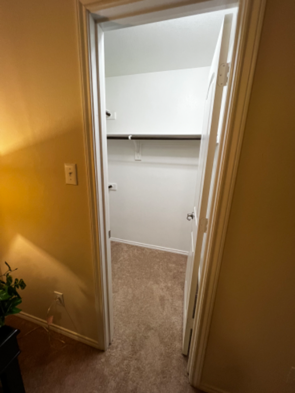 1415 Field Dr - Photo 2 of 10