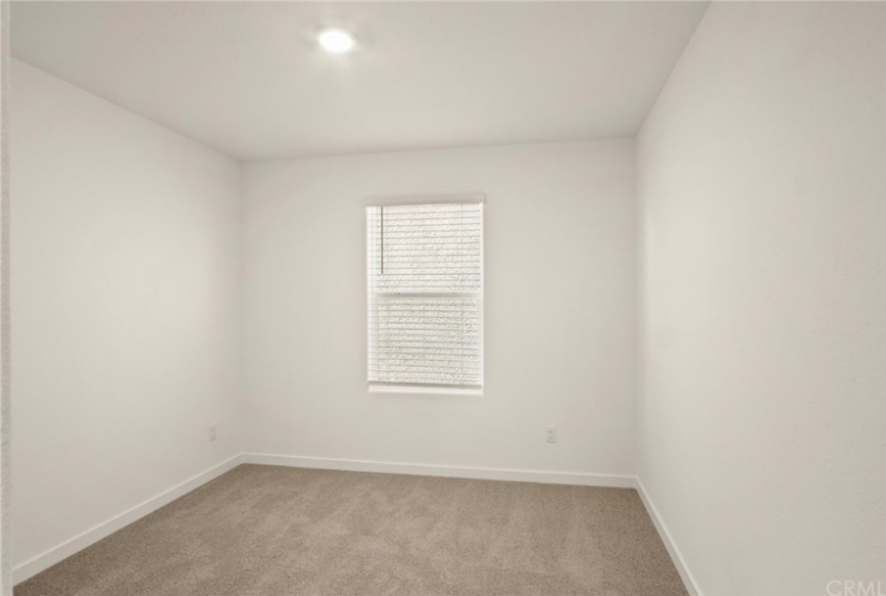 313 Sullivan Dr - Photo 7 of 15