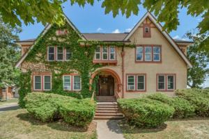 featured image of 715 S Kinney Ave #3