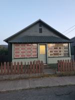 featured image of 716 E 1st St