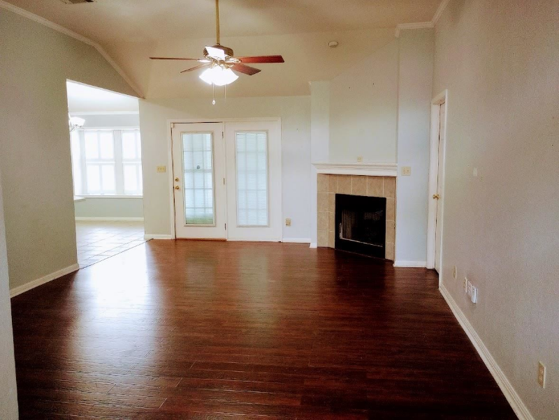 7996 Blue Bonnet Ln - Photo 2 of 6