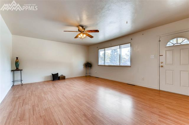 1214 N Murray Blvd - Photo 4 of 20