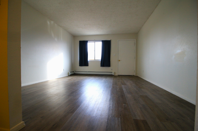 616 N 5th St - Photo 3 of 7