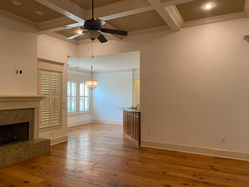 424 Place Saint Charles - Photo 3 of 17