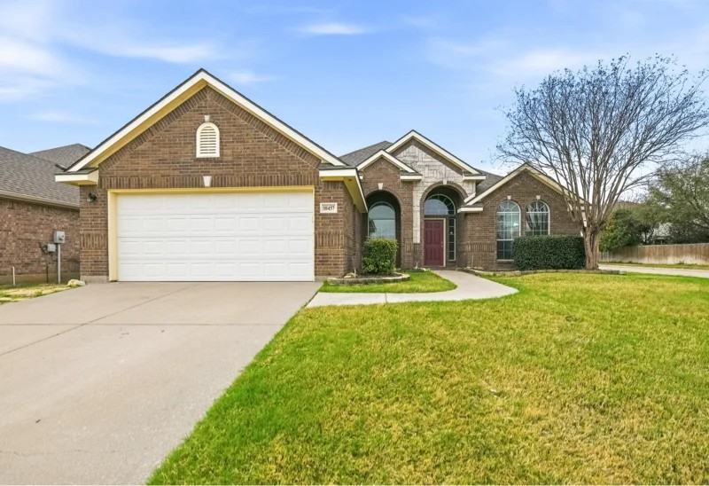 10457 Bear Creek Trl - Photo 2 of 33
