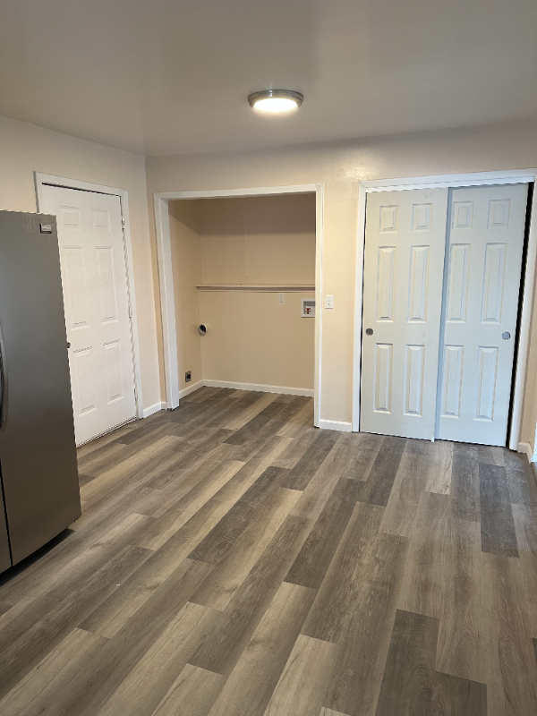 180 W Washington St - Photo 5 of 5