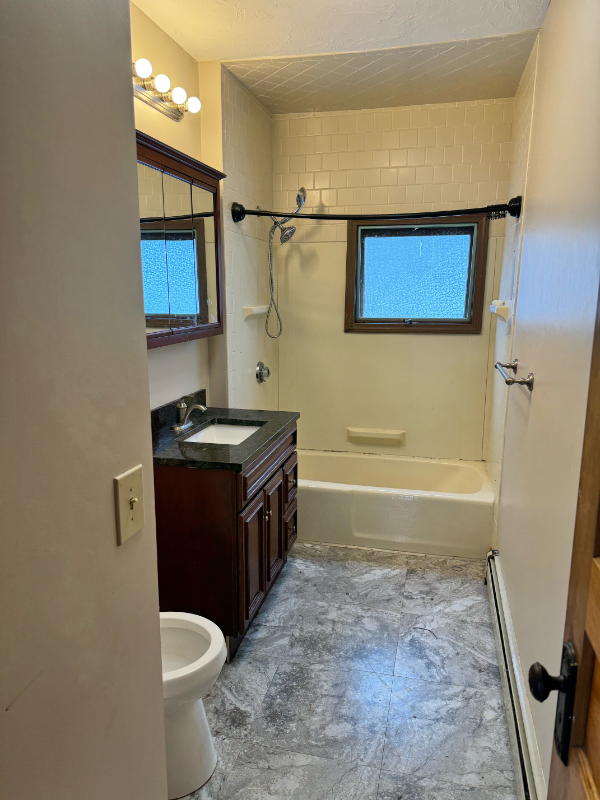 90 Stanton St #2nd - Photo 5 of 10