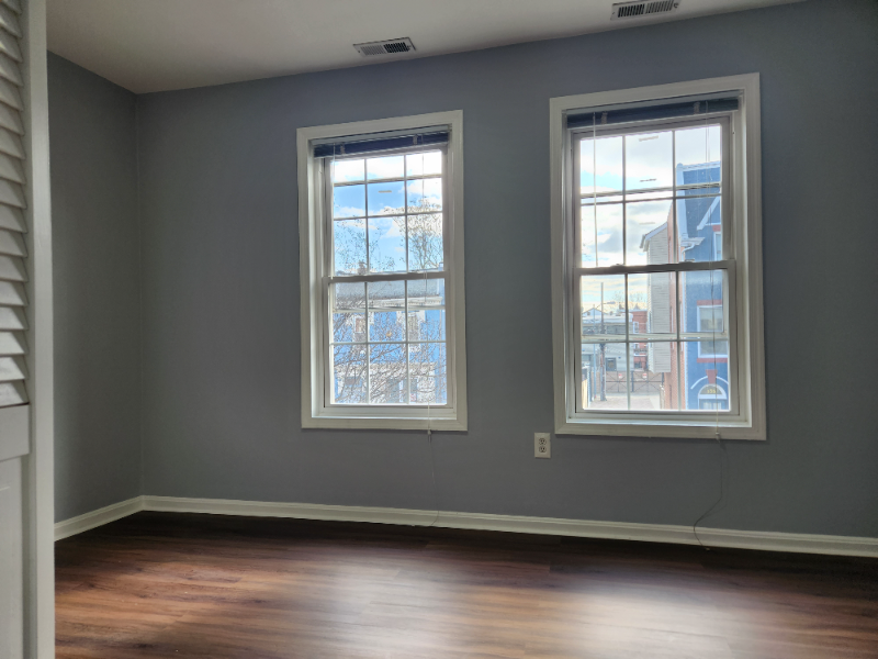 329 Elm St Nw #2 - Photo 3 of 9