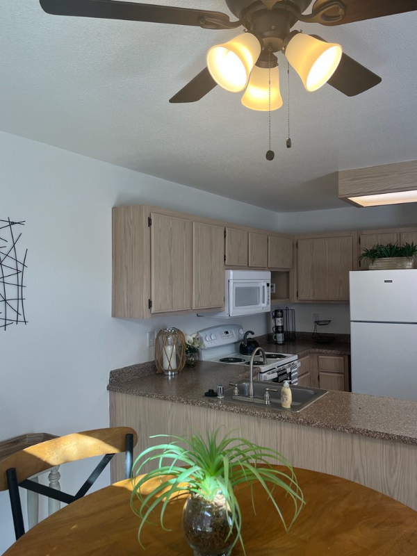 6285 Jacinto Ave - Photo 3 of 19
