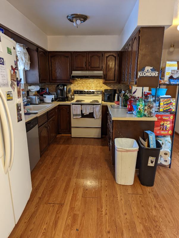 516 Deines Ct - Photo 3 of 5