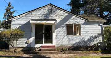 featured image of 405 Willow St #405