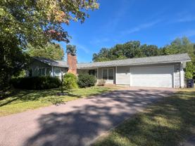 559 Malletts Bay Ave - Photo 1 of 1