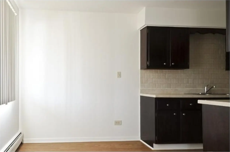 3060 Kathe Ln - Photo 5 of 7