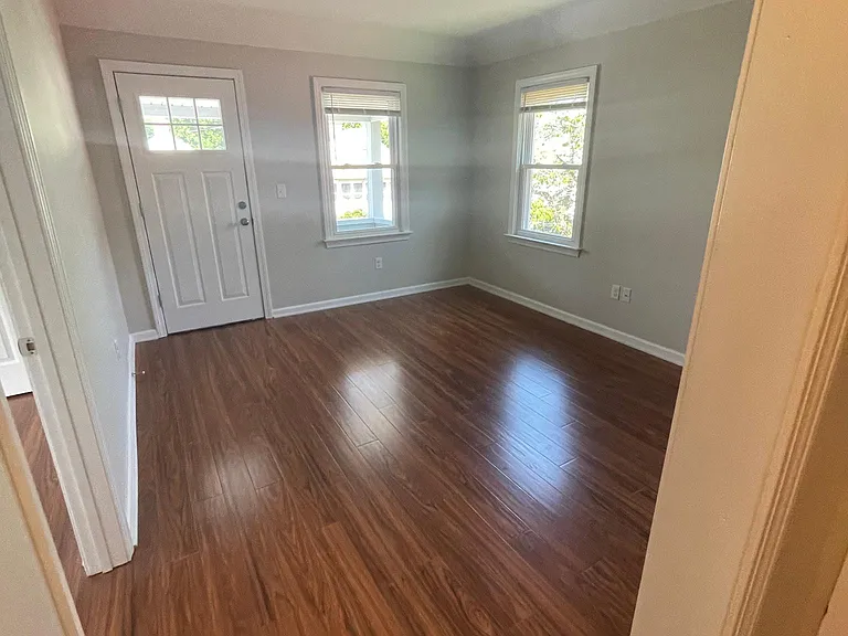 4 Willoughby St #1stFL - Photo 4 of 19