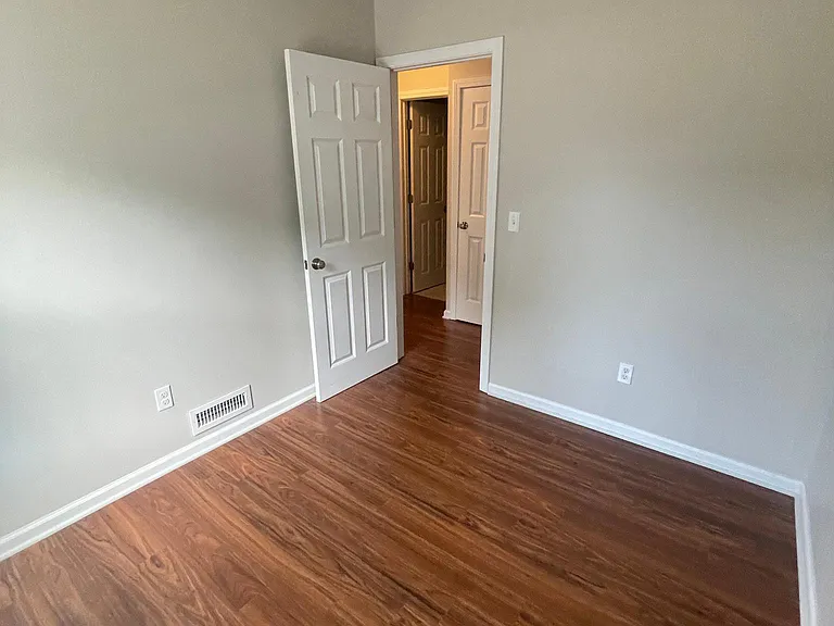 4 Willoughby St #1stFL - Photo 6 of 19