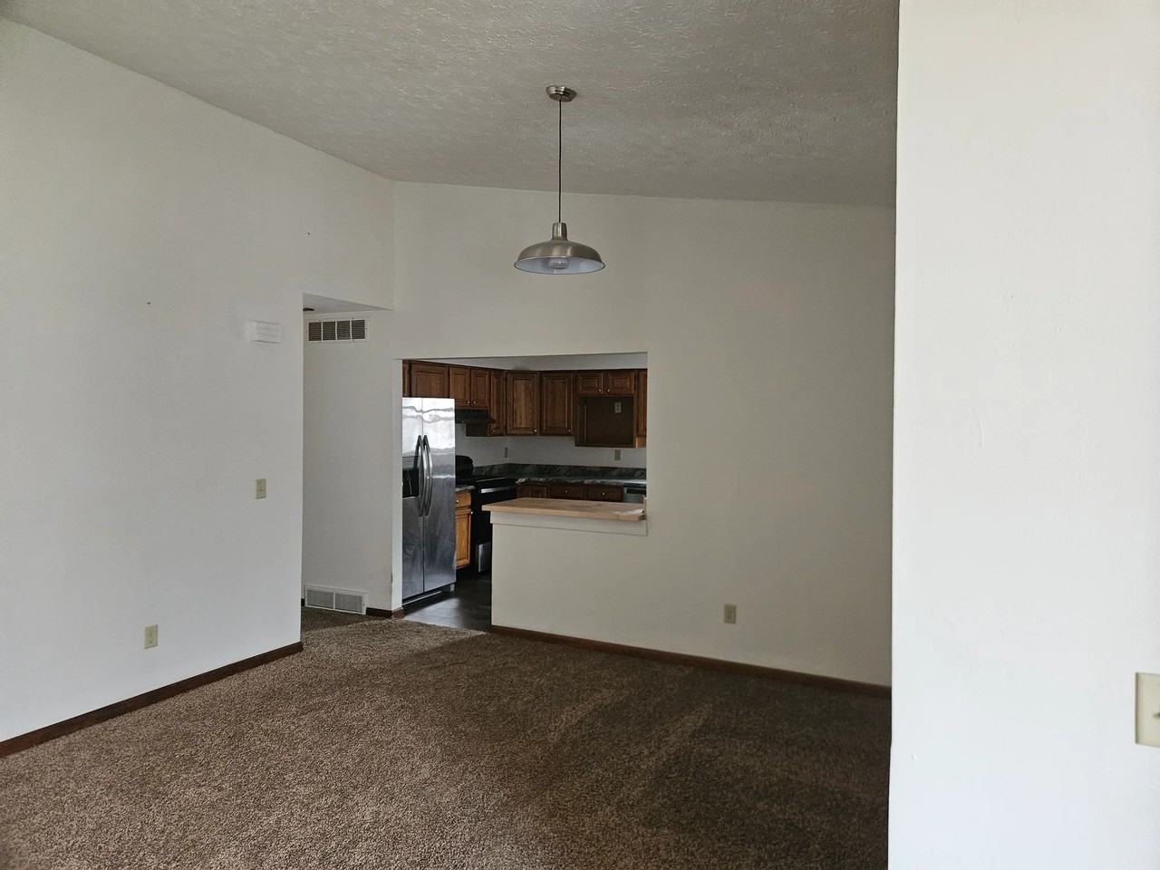 1557 Vista Ridge Dr - Photo 4 of 20