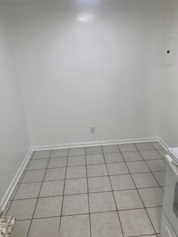 2554 Ernest St - Photo 6 of 14