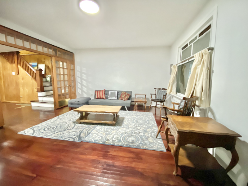 987 Cherry St - Photo 3 of 3