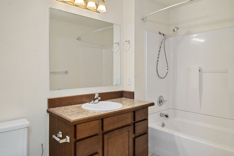 18209 96th Ave Ne - Photo 5 of 7