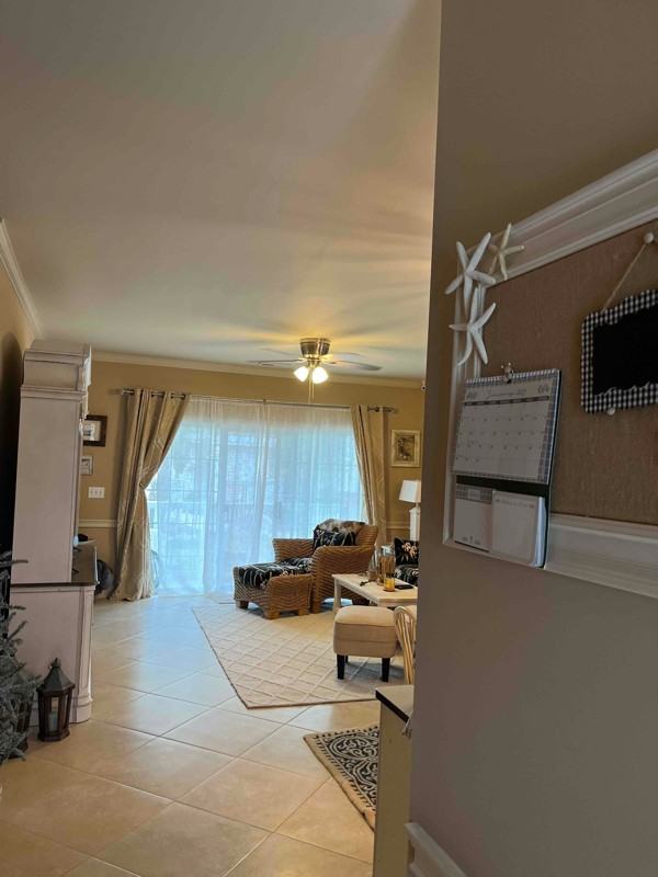 4281 Hibiscus Dr #103 - Photo 7 of 11