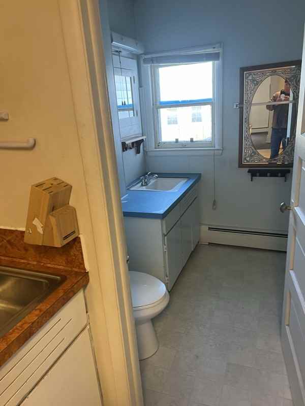 124 Spruce St #C - Photo 2 of 6