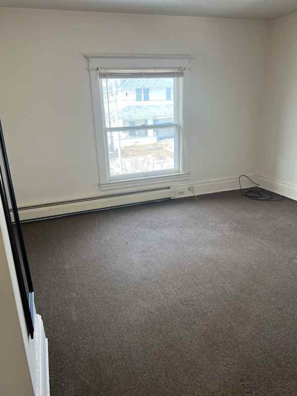 124 Spruce St #C - Photo 4 of 6