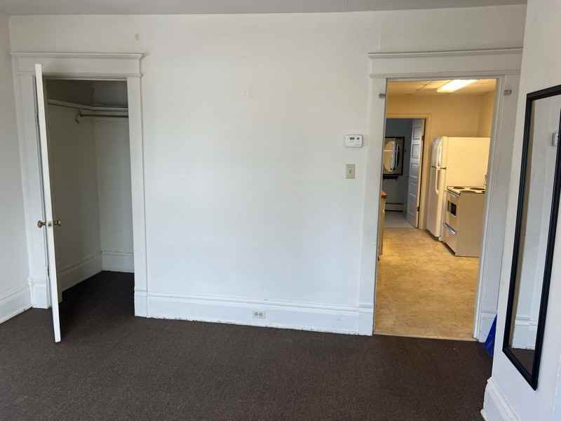 124 Spruce St #C - Photo 5 of 6