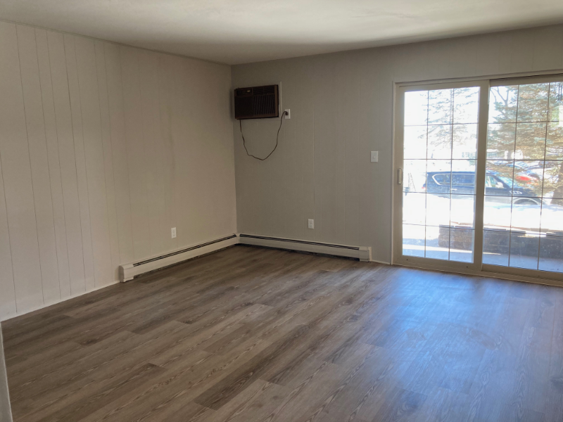 5599 Thompson Rd - Photo 4 of 10