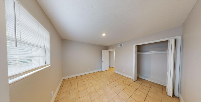 603 Woodbine St #2 - Photo 5 of 10