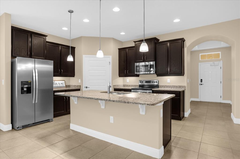 9537 Waterway Passage Dr - Photo 5 of 31